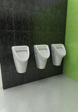 Lade das Bild in den Galerie-Viewer, SANELA SLP 31RS Urinal Livo mit integrierter Radar - Spüleinheit, 24 V DC – Bluetooth