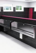 Lade das Bild in den Galerie-Viewer, SANELA SLPN 04E Edelstahl wandmontierte Urinalrinne mit Rückwand, mit 3 integrierten Infra-Rot-Sprüheinheiten, 24 V DC –