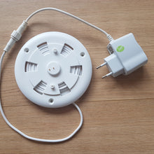 Lade das Bild in den Galerie-Viewer, Leuchtwürfel Cube 35cm kabellos App Control Sitzwürfel beleuchtet