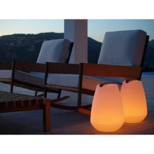 Lade das Bild in den Galerie-Viewer, Gartenleuchte kabellos "Vessel 1" mit Akku Lichtobjekt