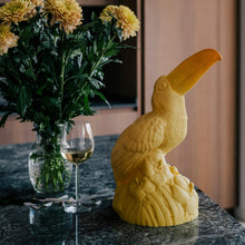 Lade das Bild in den Galerie-Viewer, Lichtobjekt Vogel gelb kabellos bruchsicher wasserdicht Außenbeleuchtung