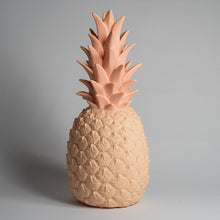 Lade das Bild in den Galerie-Viewer, Tischlampe / Leuchtobjekt Pinacolada apricot Außenleuchte Ananas mit Fernbedienung und Akku