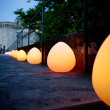Lade das Bild in den Galerie-Viewer, Gartenleuchte Poolleuchte Schwimmleuchte STONE