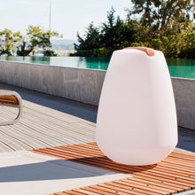 Lade das Bild in den Galerie-Viewer, Gartenleuchte kabellos "Vessel 1" mit Akku Lichtobjekt
