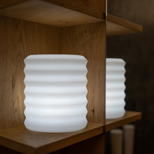 Lade das Bild in den Galerie-Viewer, Tischleuchte Außenleuchte Lampion Akku kabellos App Control