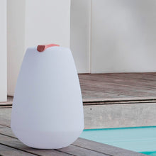 Lade das Bild in den Galerie-Viewer, Gartenleuchte kabellos "Vessel 1" mit Akku Lichtobjekt