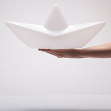 Lade das Bild in den Galerie-Viewer, Schwimmleuchte "Boat" wasserdicht Akku Fernbedienung 50 cm Pooldeko