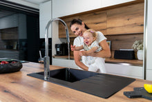 Lade das Bild in den Galerie-Viewer, SANELA SLU 68B Hybrid-Waschtischarmatur, 6 V – Infrarot, Bluetooth
