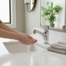 Lade das Bild in den Galerie-Viewer, Waschtischarmatur zeitgesteuert Selbstschluss Kaltwasser

