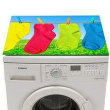 Lade das Bild in den Galerie-Viewer, Waschmaschinenmatte Socken auf Wäscheleine
