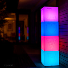 Lade das Bild in den Galerie-Viewer, Love Lamp Lichtwürfel mit Fernbedienung und Akku Lichtobjekt Outdoor Indoor
